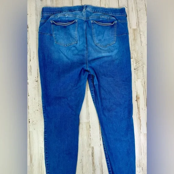 Torrid Jeans Women's Size 22T Blue High-Rise Bombshell Skinny Denim 31" Inseam - Picture 10 of 11